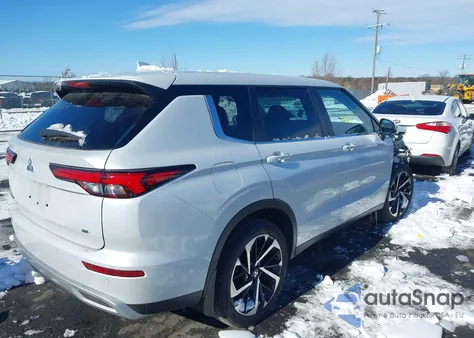 2023 Mitsubishi Outlander Se 2.5 2Wd z USA, uszkodzony, nr VIN JA4J3UA89PZ050614